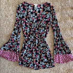 Floral long sleeve romper!